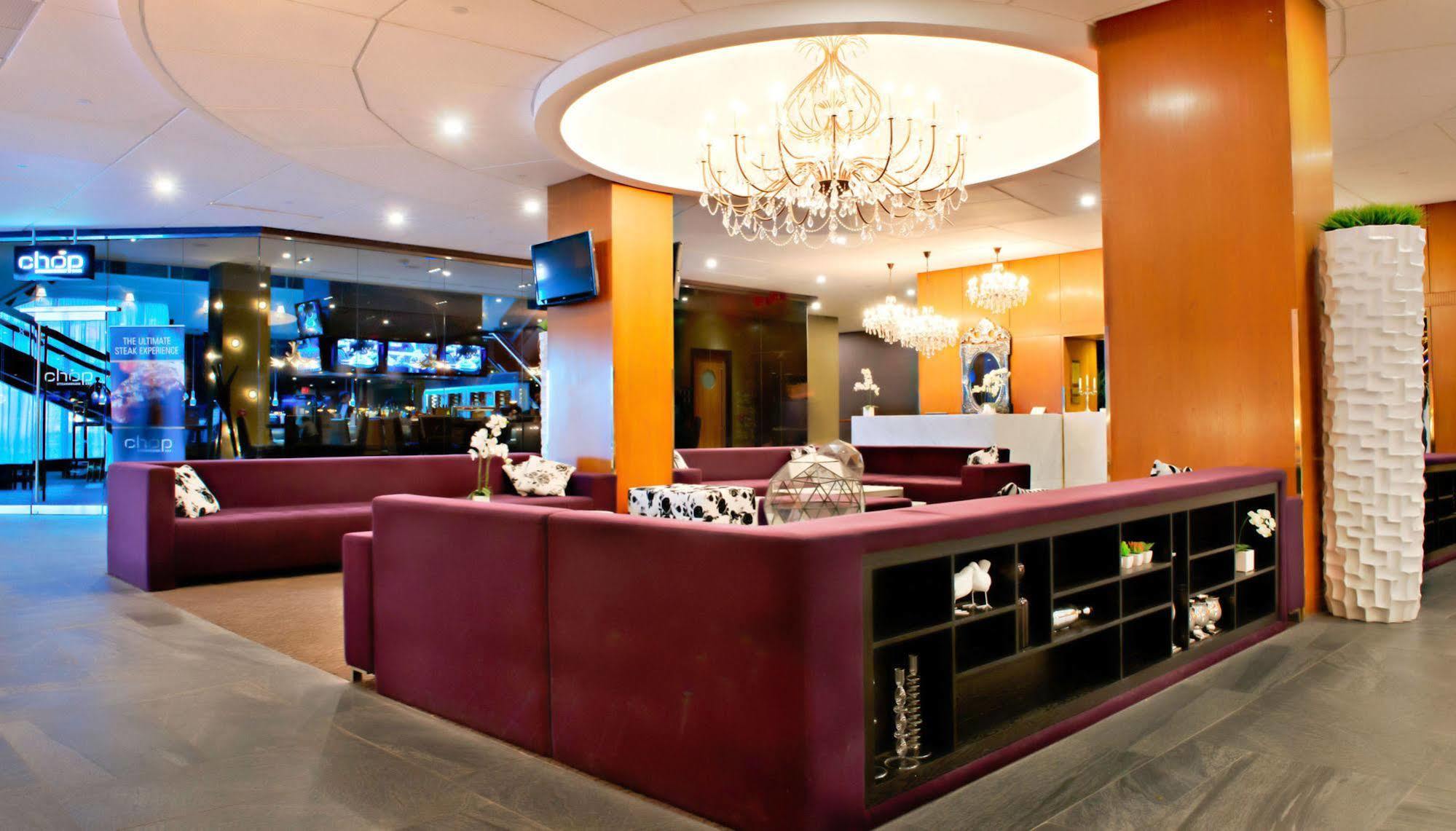 Sandman Signature Edmonton Downtown Hotel Buitenkant foto